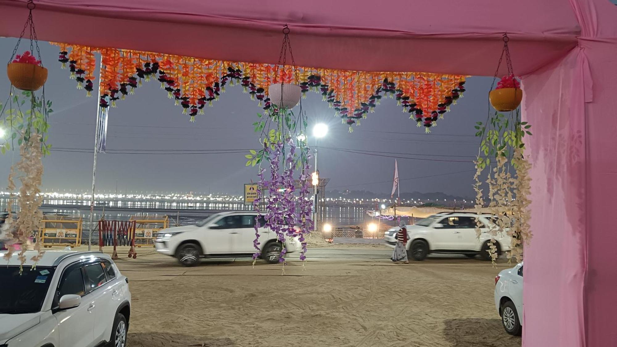 Mahakumbh Luxury Cottage Allāhābād Junction 外观 照片